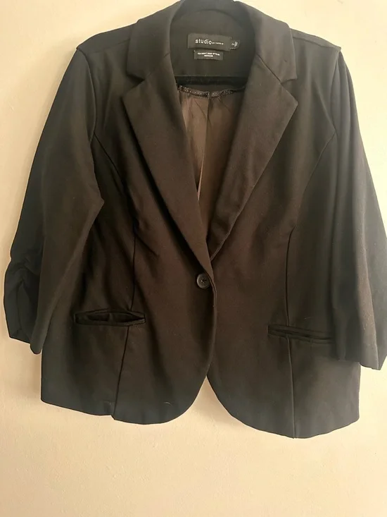 torrid Black Single-Button Tailored Blazer - Picture 2 of 7